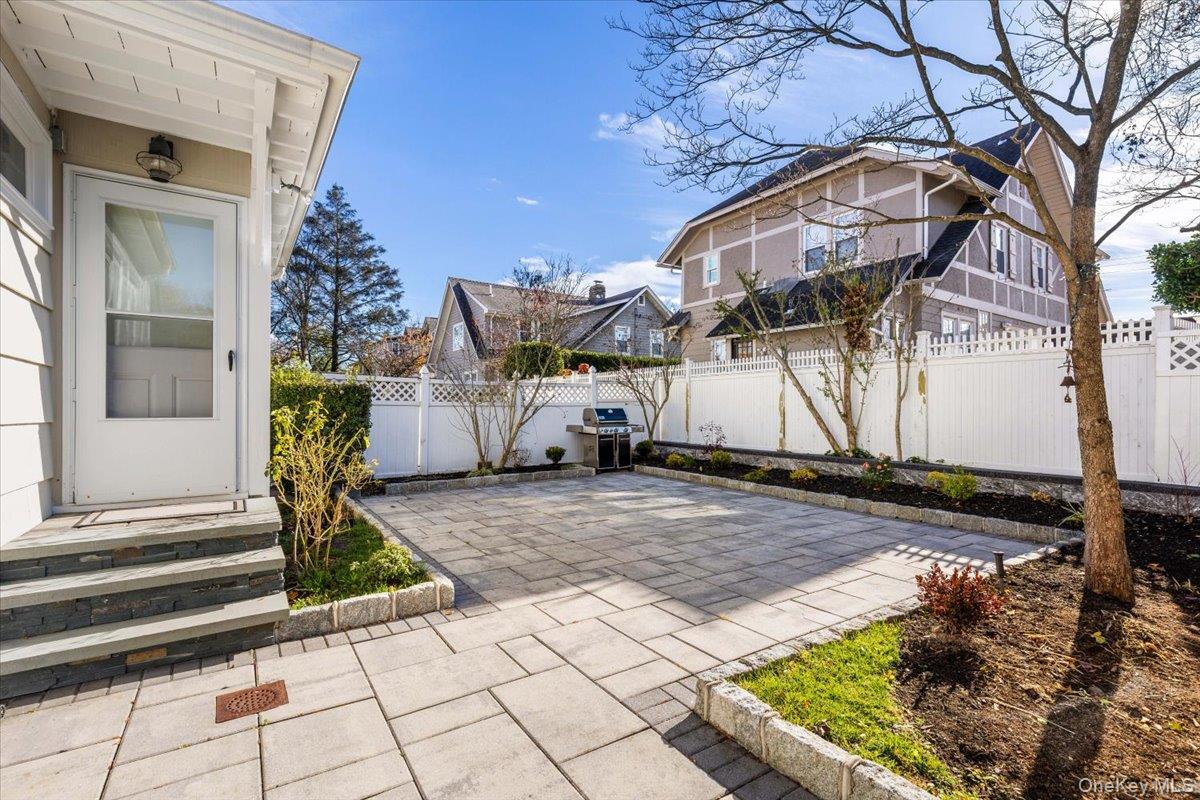 12 Ridgeland Terrace, Rye, NY 10580