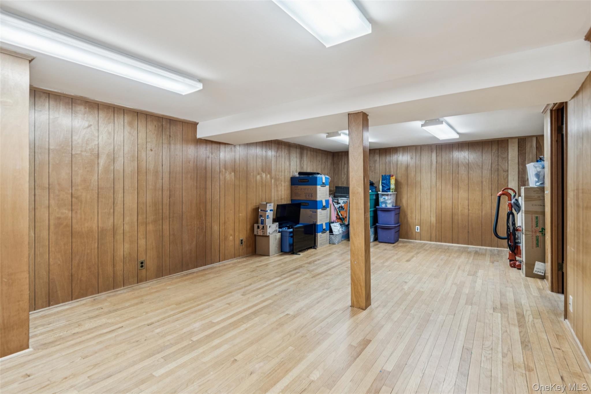 470 Argyle Road, Mineola, NY 11501