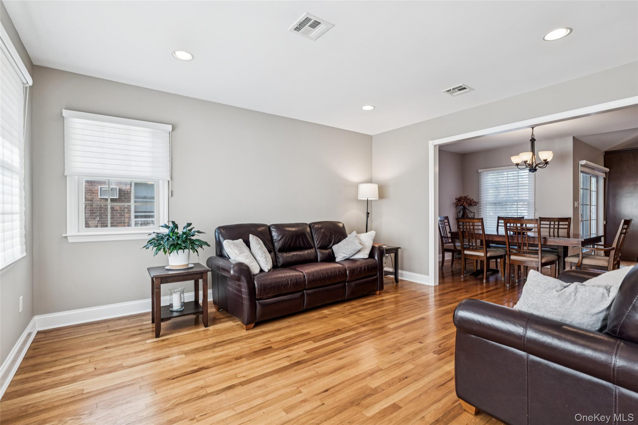 470 Argyle Road, Mineola, NY 11501