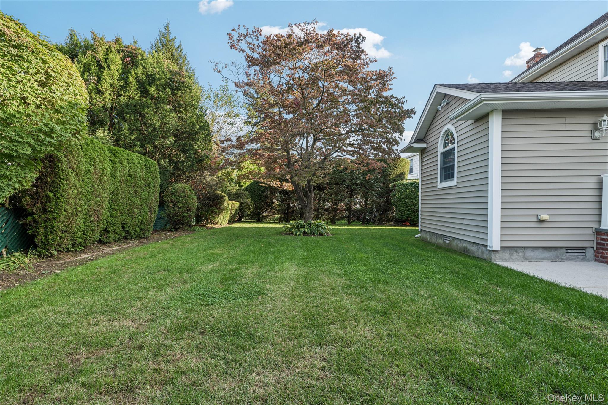 470 Argyle Road, Mineola, NY 11501