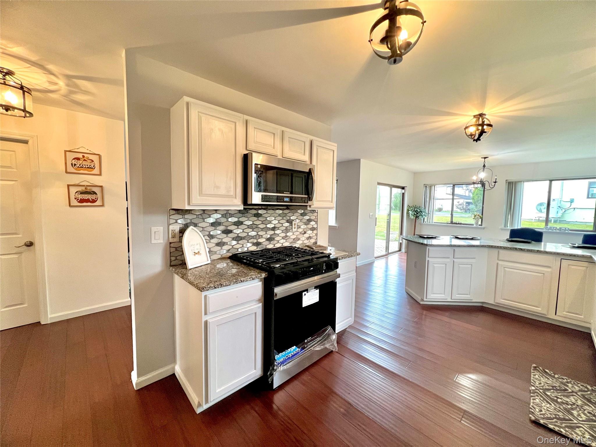 5 Raleigh Close, Middletown, NY 10940