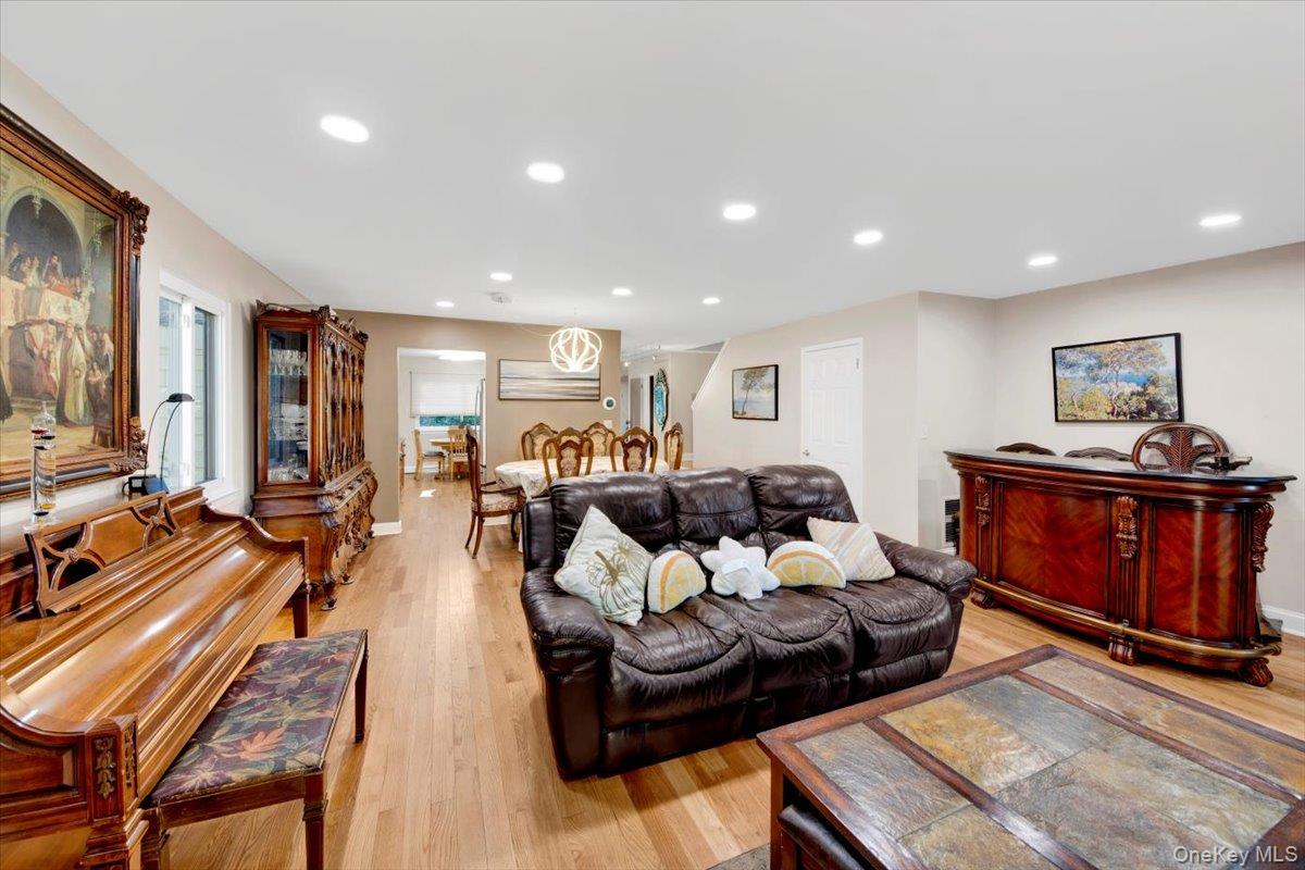 10 Ironwood Drive, Highland Mills, NY 10930