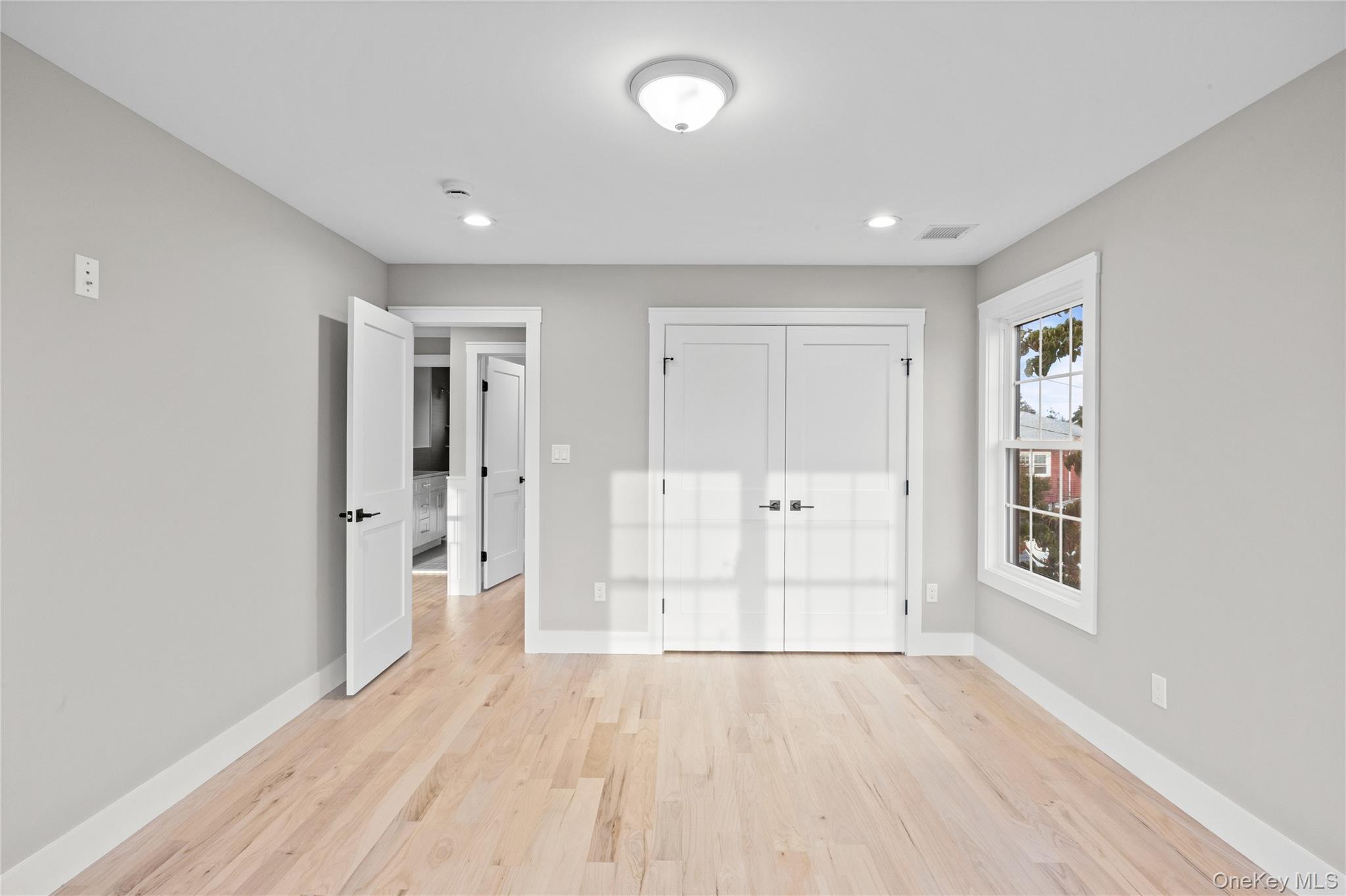 2500 1st Avenue, East Meadow, NY 11554