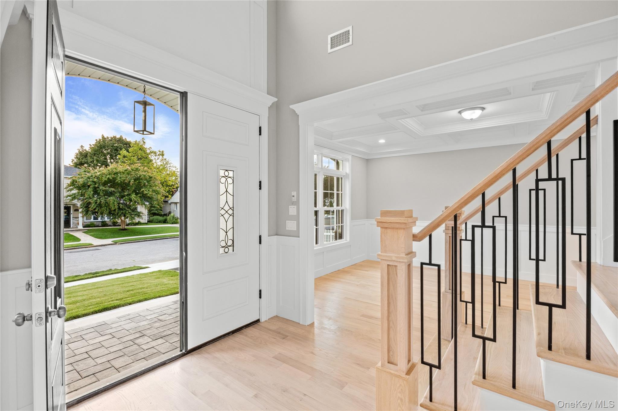 2500 1st Avenue, East Meadow, NY 11554