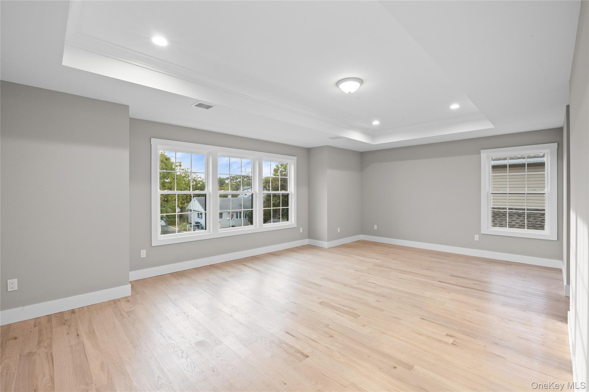 2500 1st Avenue, East Meadow, NY 11554