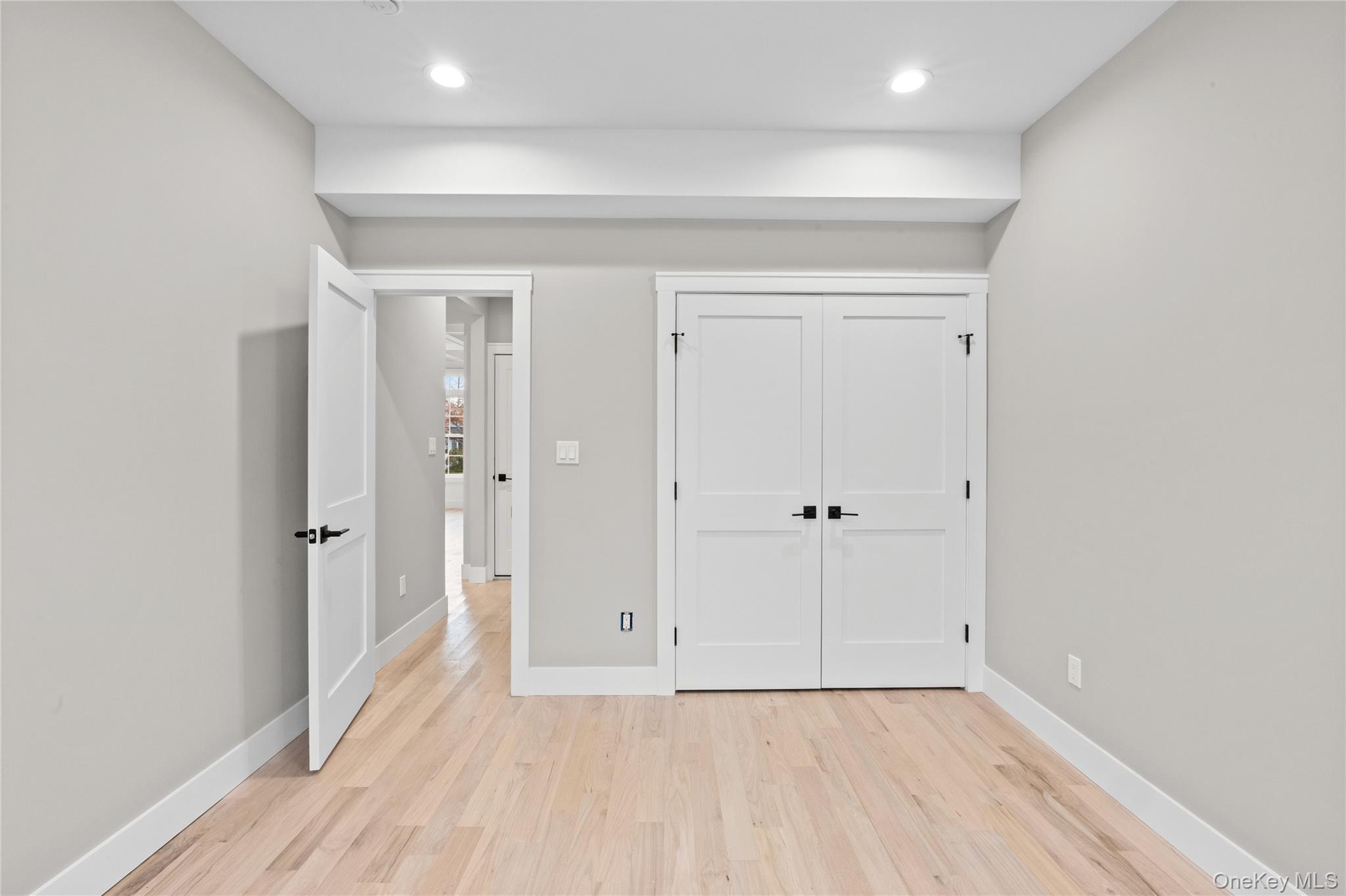 2500 1st Avenue, East Meadow, NY 11554