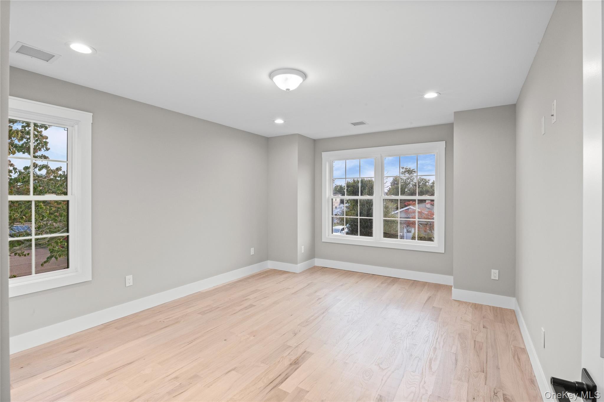 2500 1st Avenue, East Meadow, NY 11554