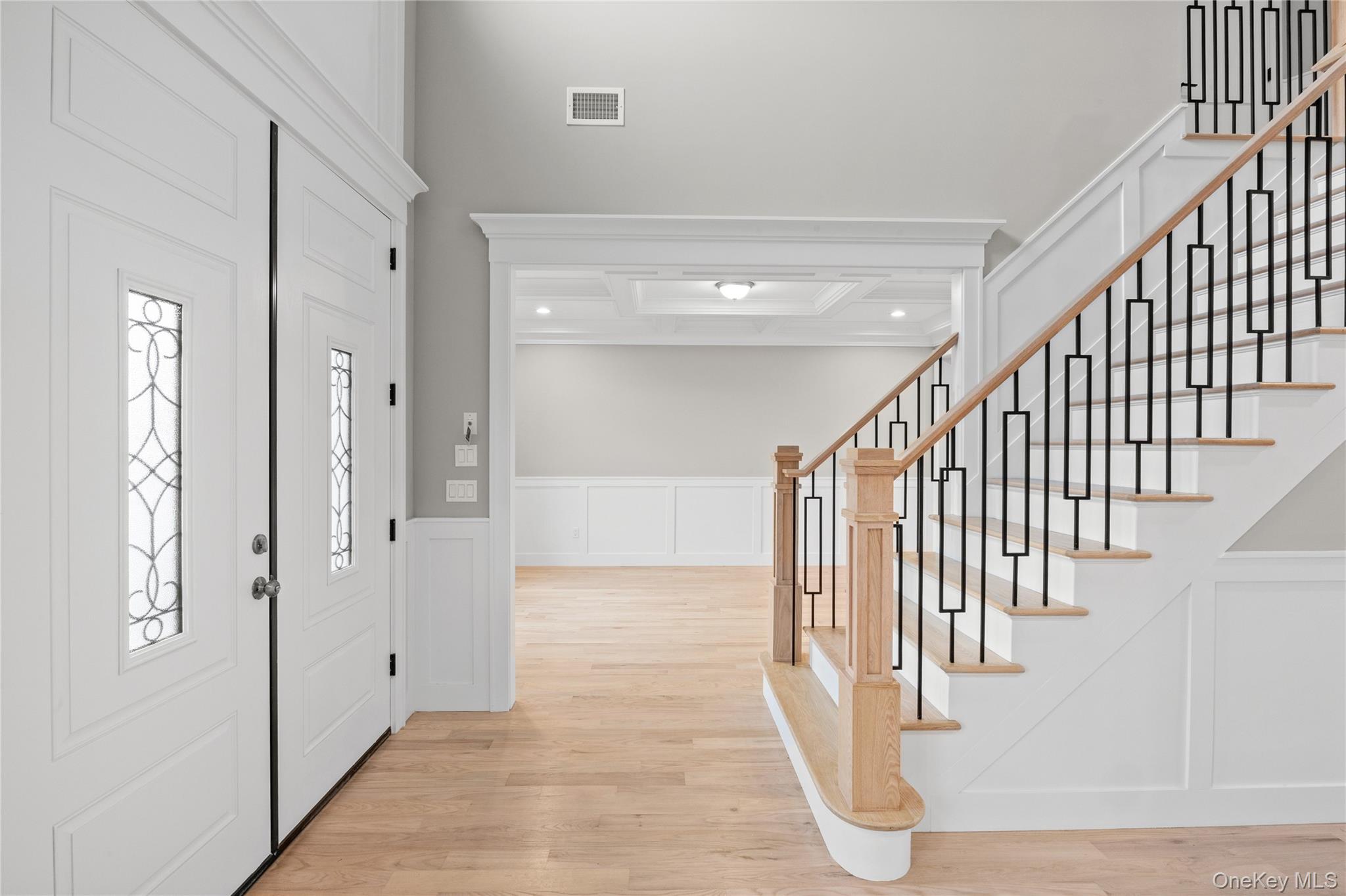 2500 1st Avenue, East Meadow, NY 11554