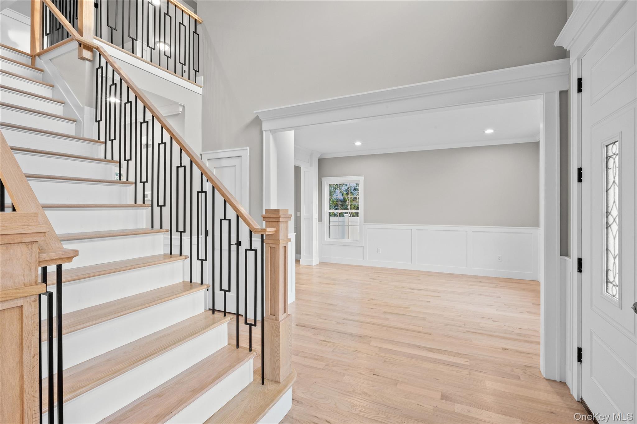 2500 1st Avenue, East Meadow, NY 11554