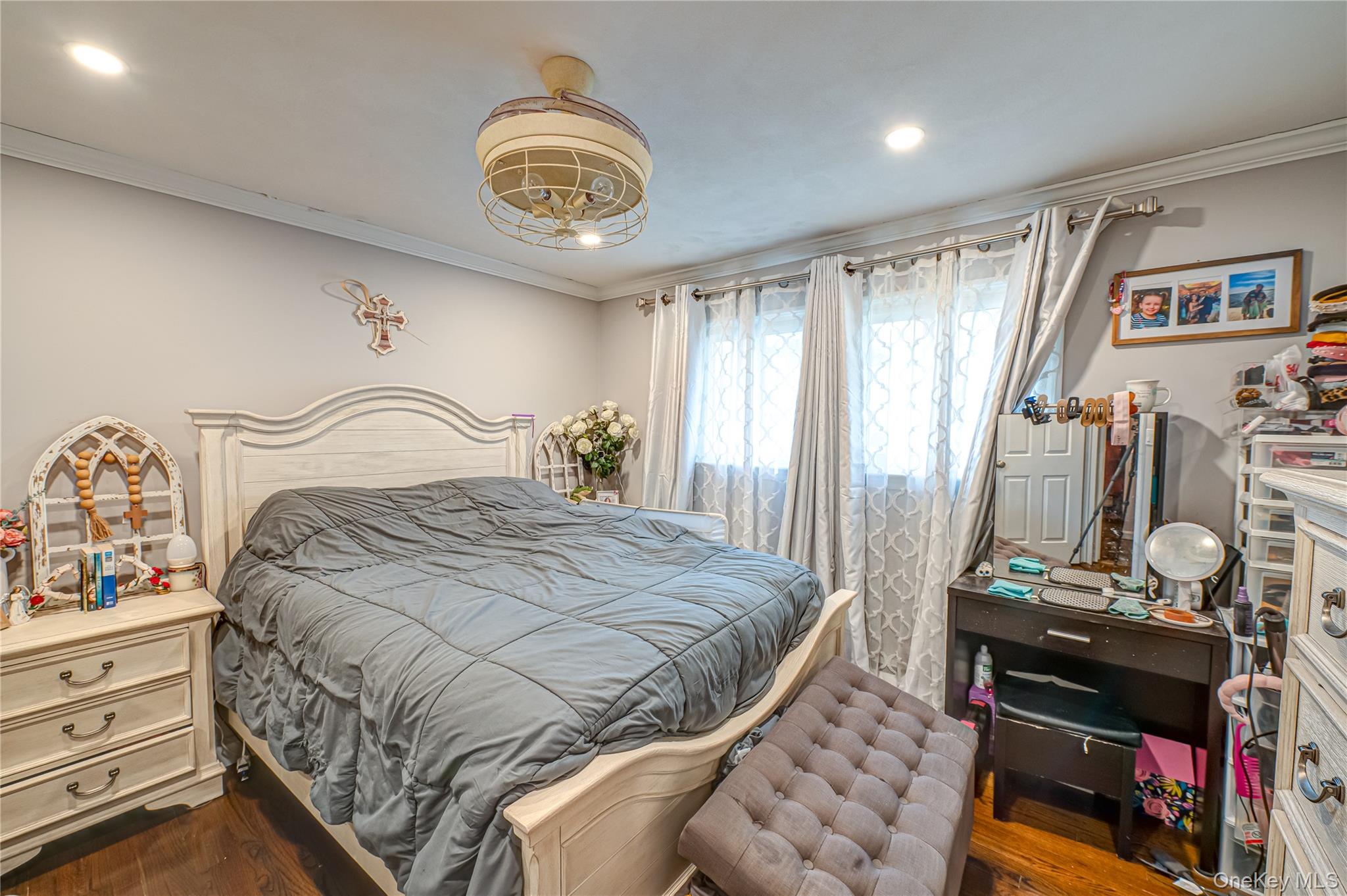 118 West 6th Street West 6th Street, West Islip, NY 11795