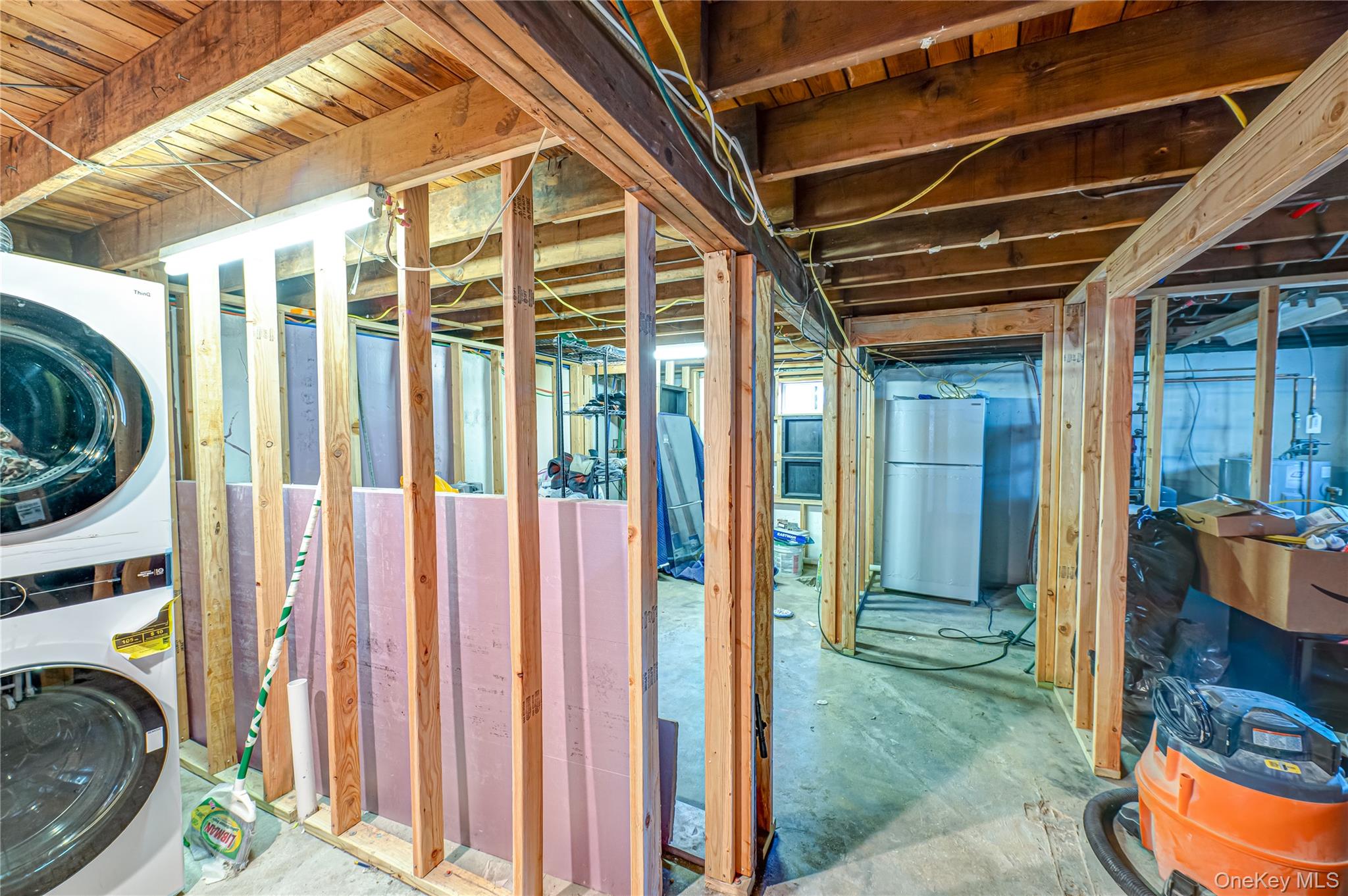 118 West 6th Street West 6th Street, West Islip, NY 11795