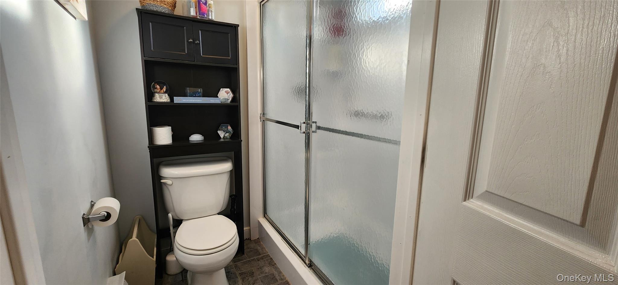 2 Kingston Drive, Ridge, NY 11961