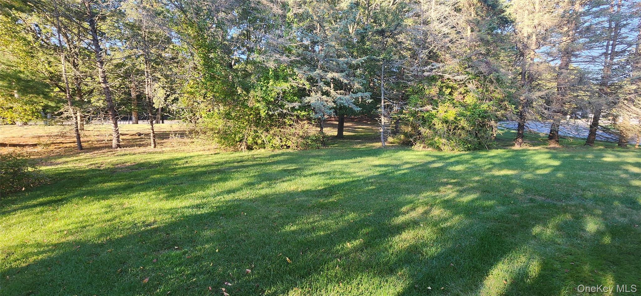 2 Kingston Drive, Ridge, NY 11961