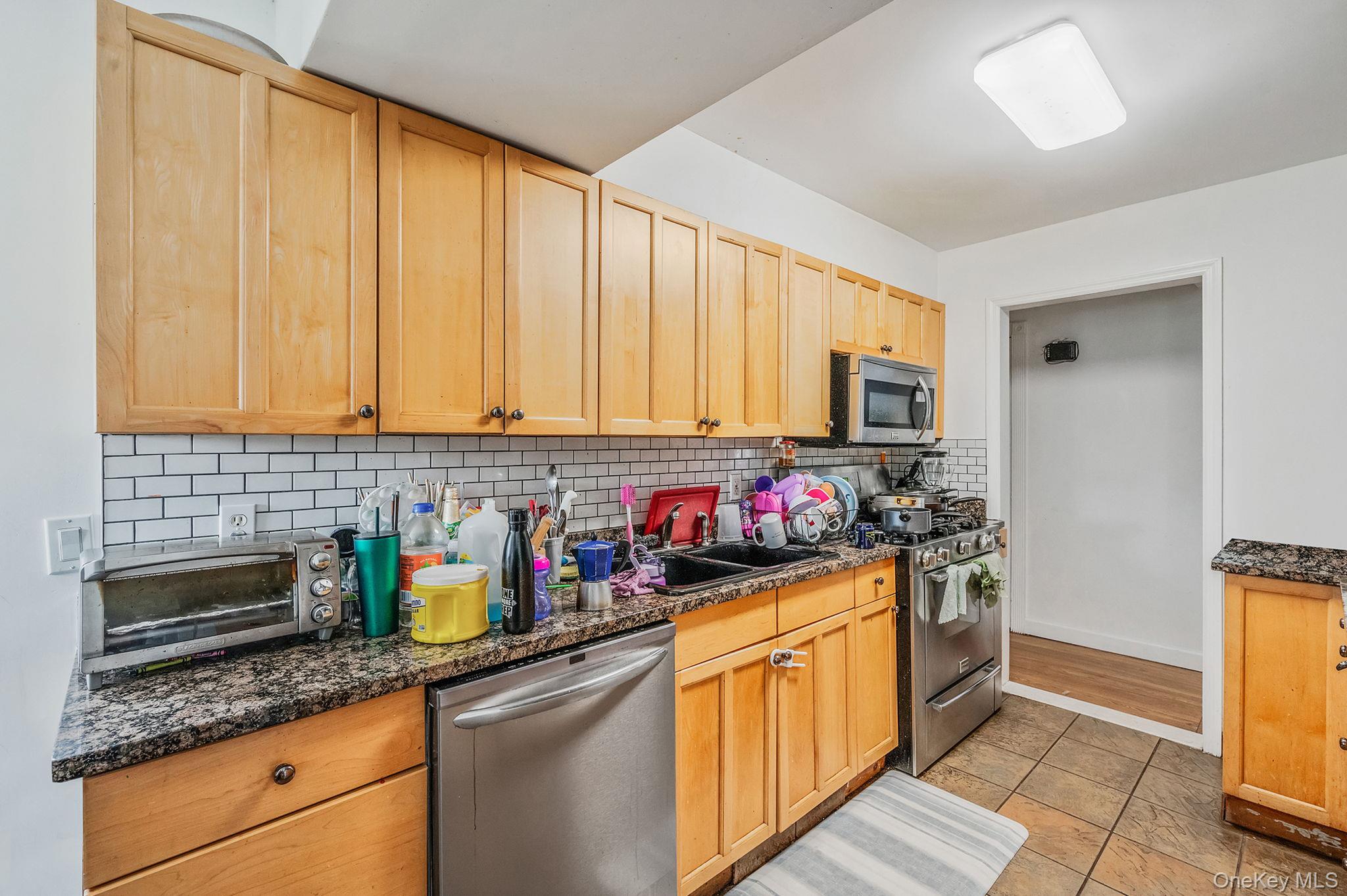 134 Martens Avenue, Valley Stream, NY 11580