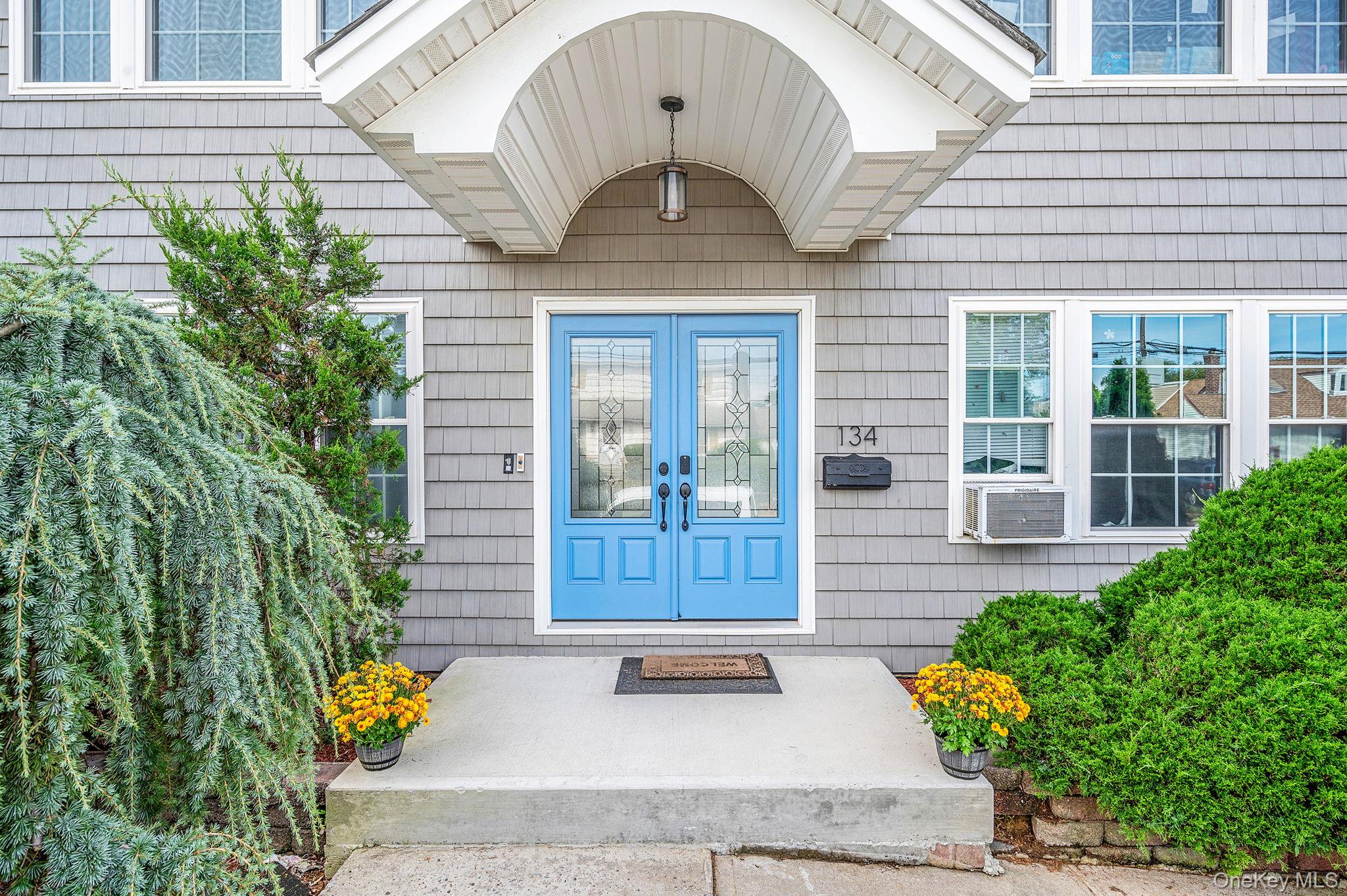 134 Martens Avenue, Valley Stream, NY 11580