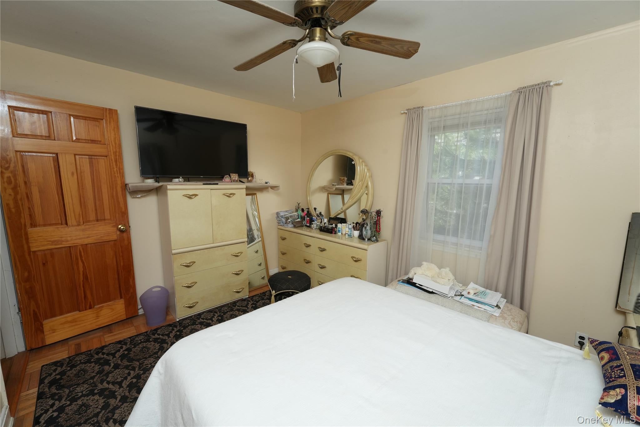 368 Merrifield Avenue, Oceanside, NY 11572