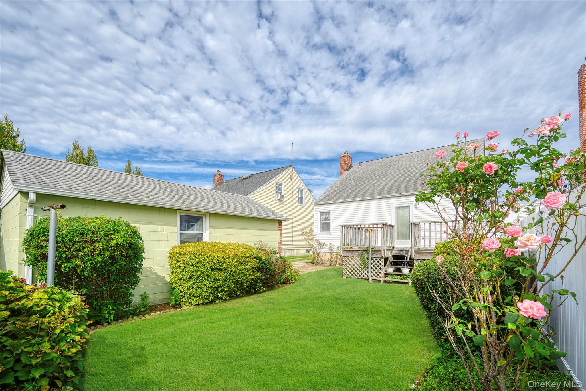 504 6th Avenue, New Hyde Park, NY 11040