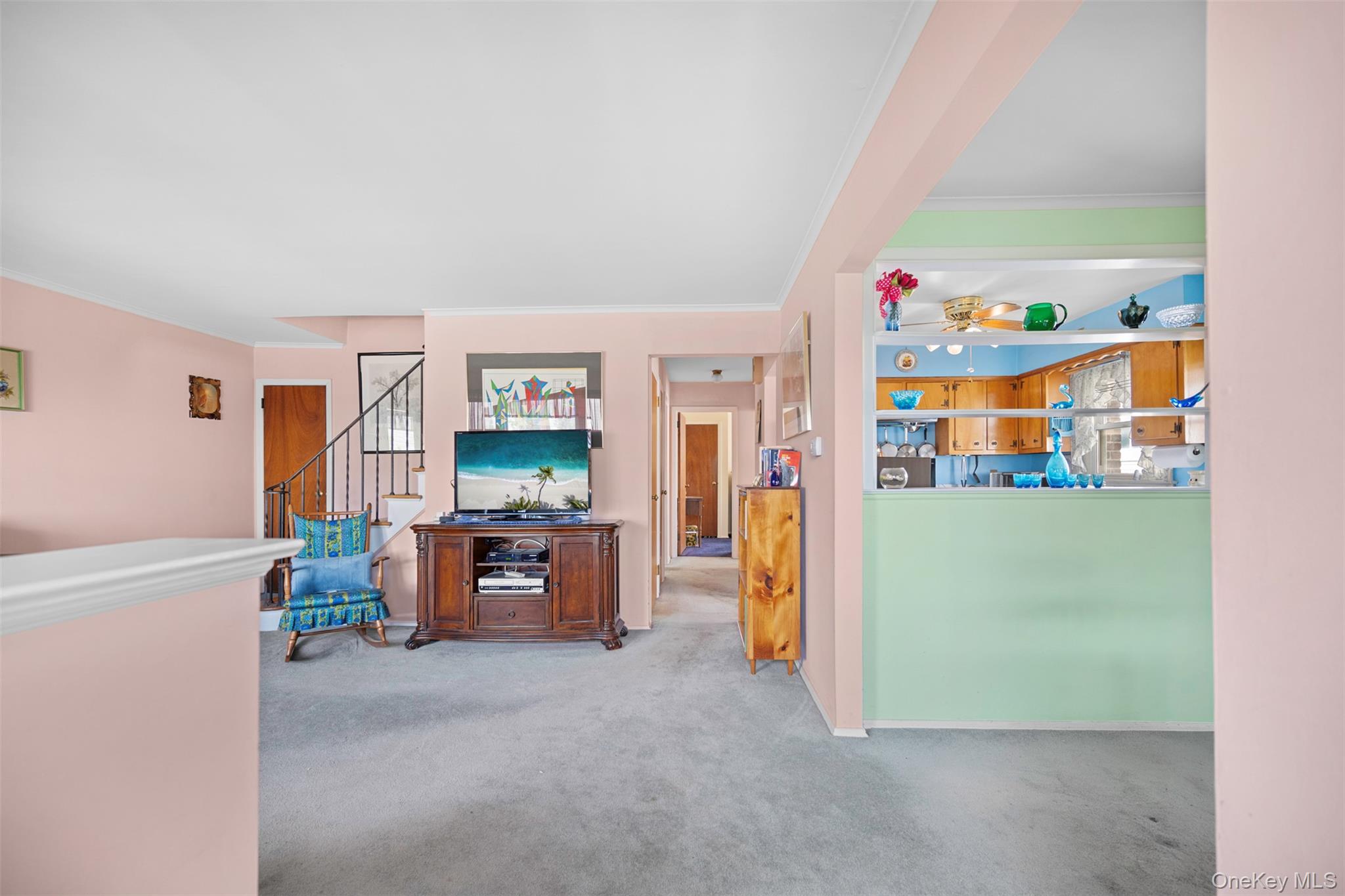 504 6th Avenue, New Hyde Park, NY 11040