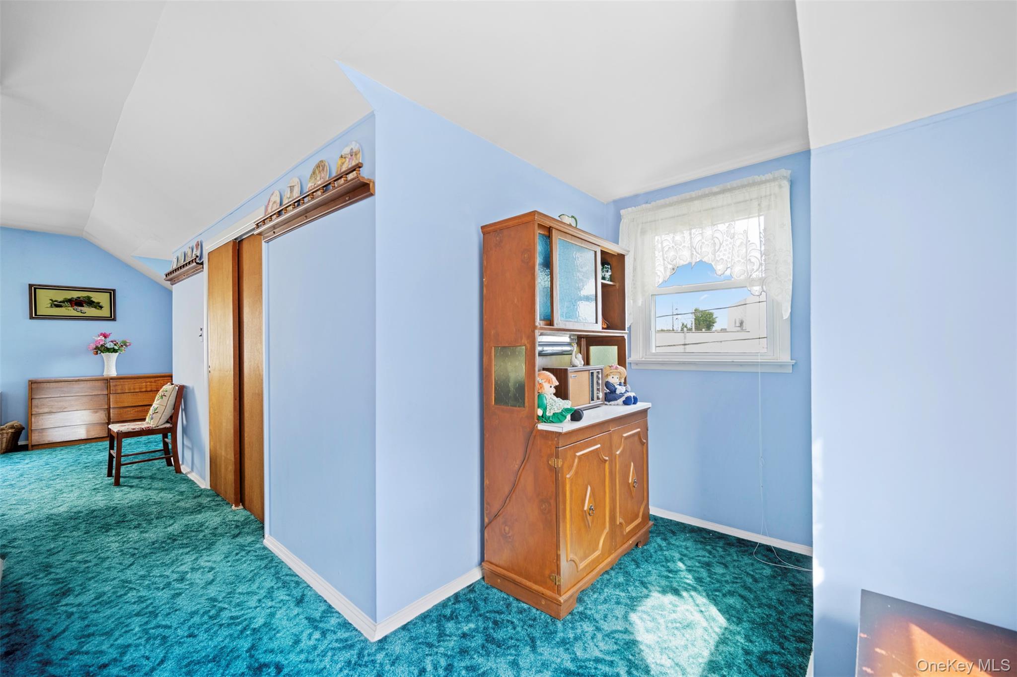 504 6th Avenue, New Hyde Park, NY 11040