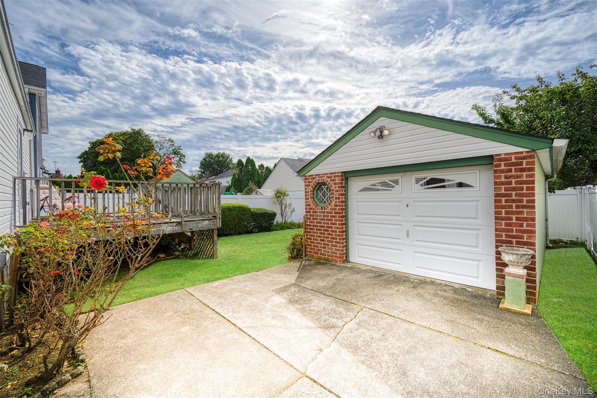 504 6th Avenue, New Hyde Park, NY 11040