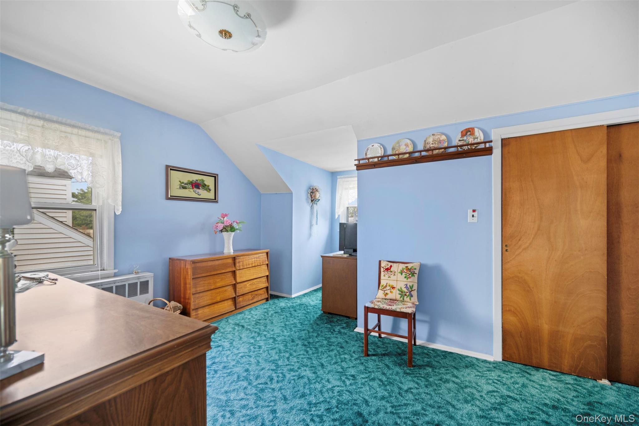 504 6th Avenue, New Hyde Park, NY 11040