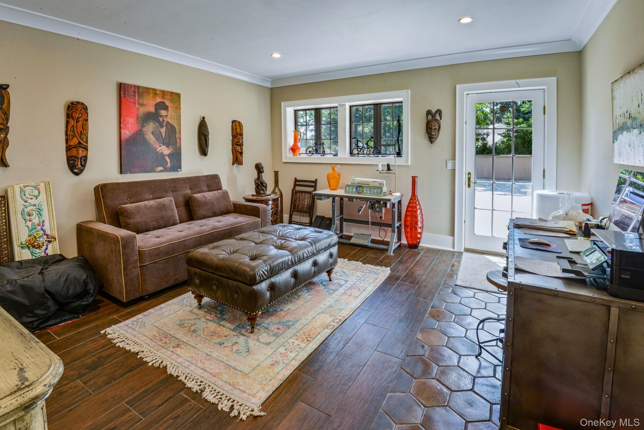 3 Blueberry Hill, Northport, NY 11768