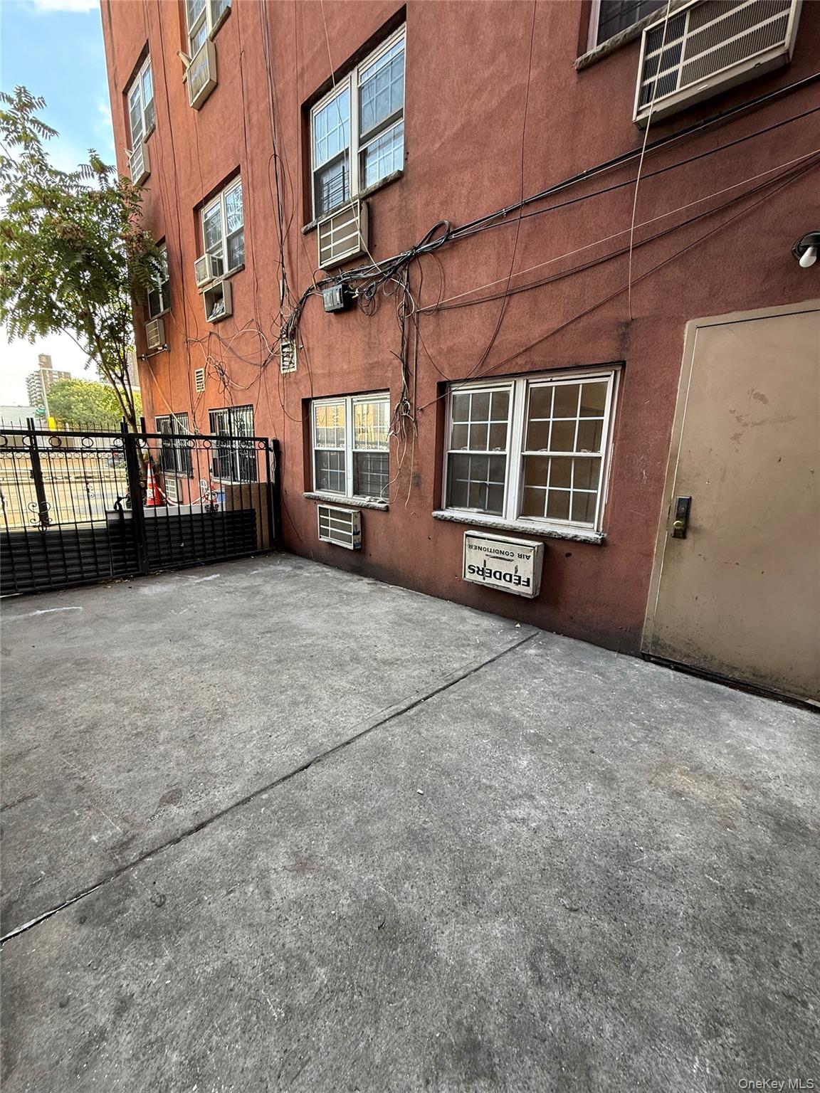 1002 Boynton Avenue, Bronx, NY 10472