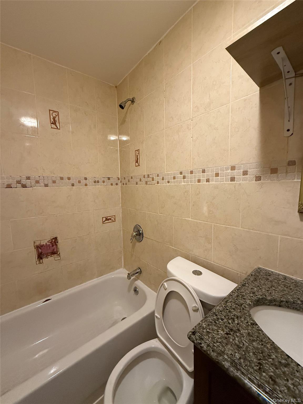 1002 Boynton Avenue, Bronx, NY 10472