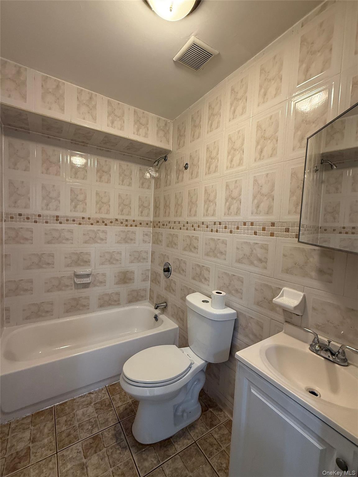 1002 Boynton Avenue, Bronx, NY 10472