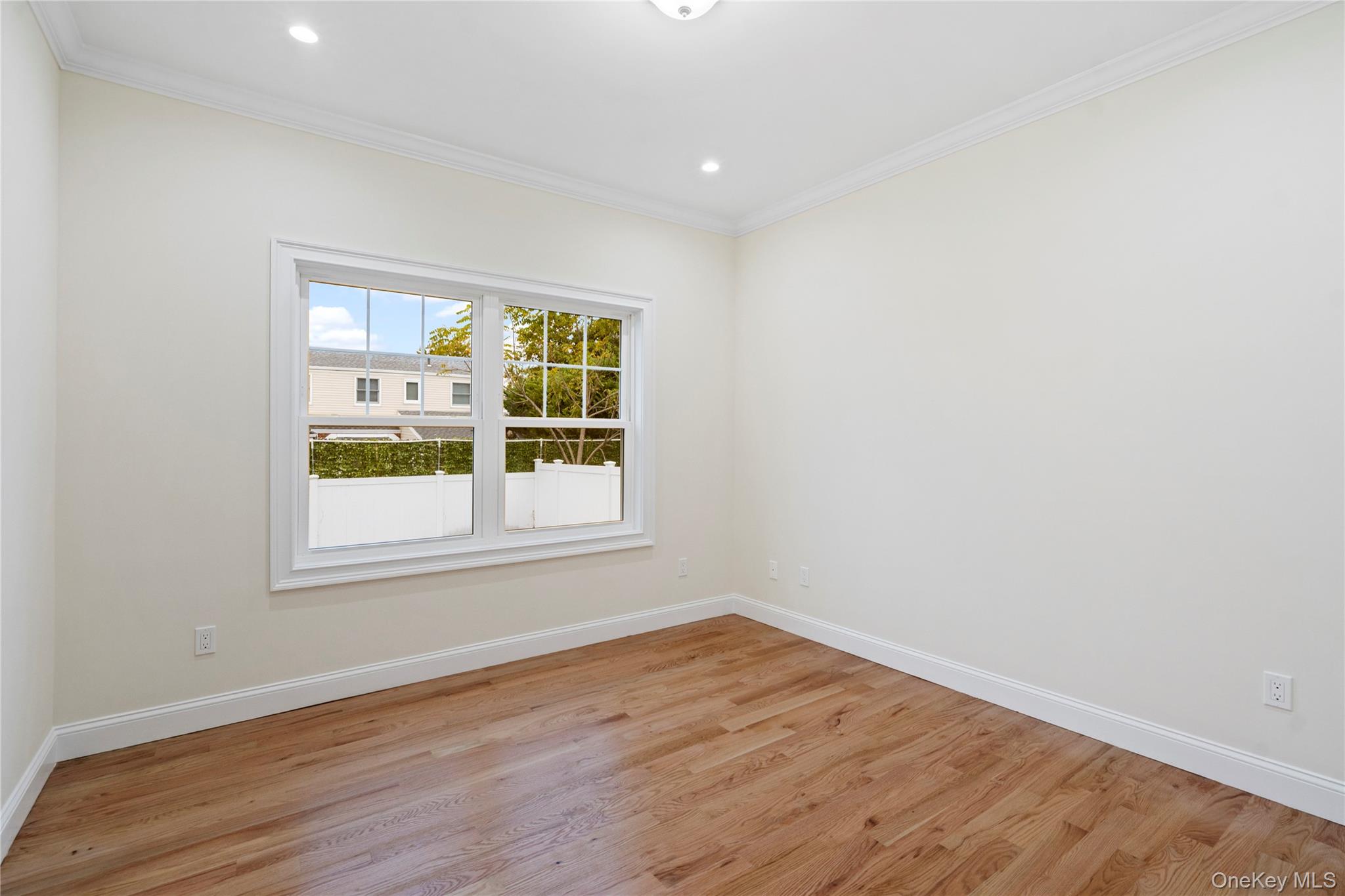 23 Cove Lane, Levittown, NY 11756