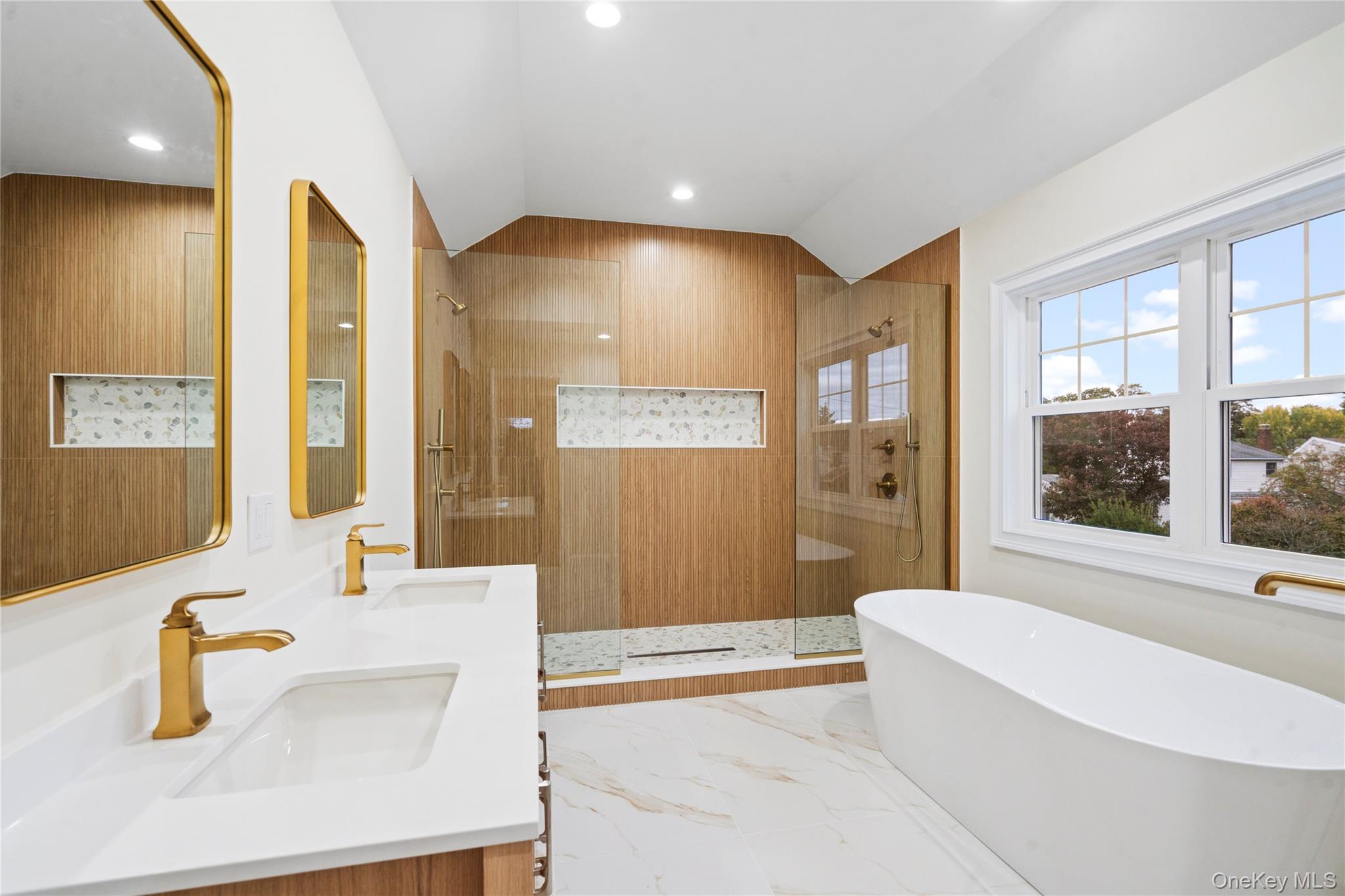 23 Cove Lane, Levittown, NY 11756