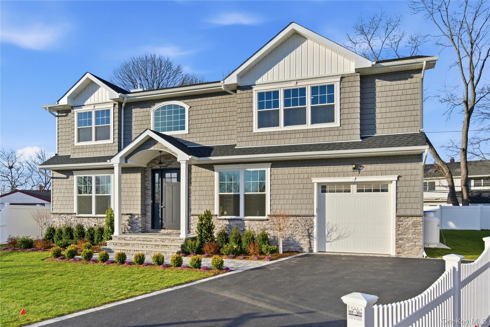 23 Cove Lane, Levittown, NY 11756