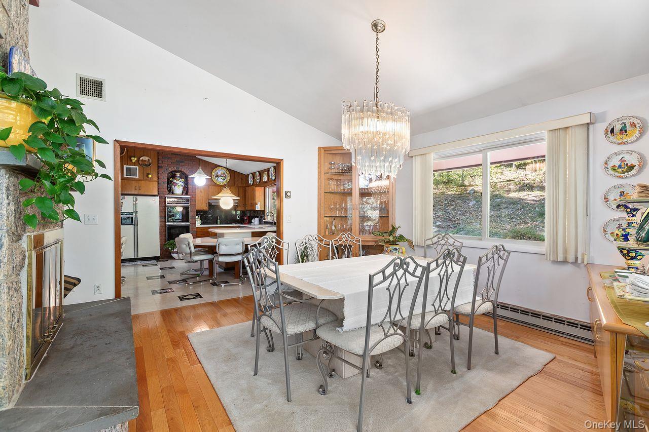 5 Crescent Lane, Putnam Valley, NY 10579