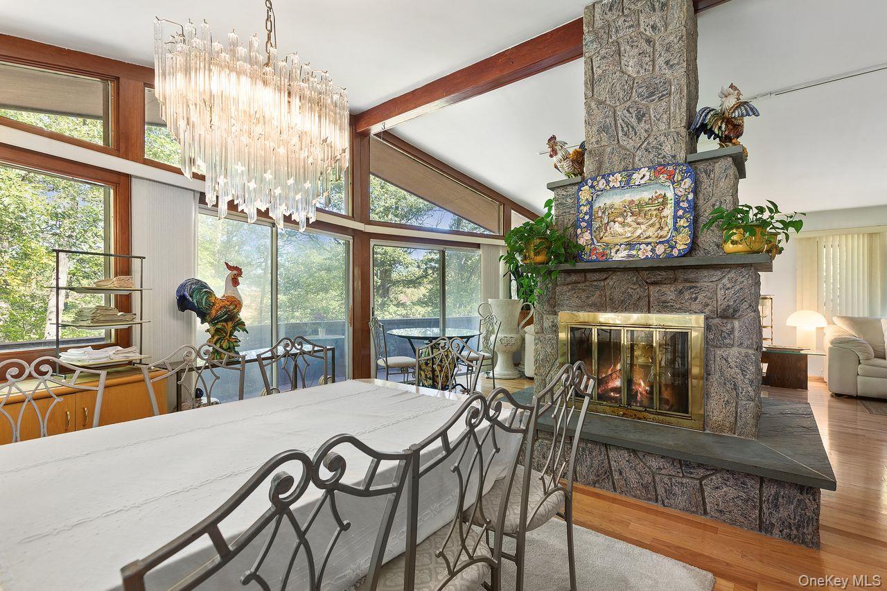 5 Crescent Lane, Putnam Valley, NY 10579