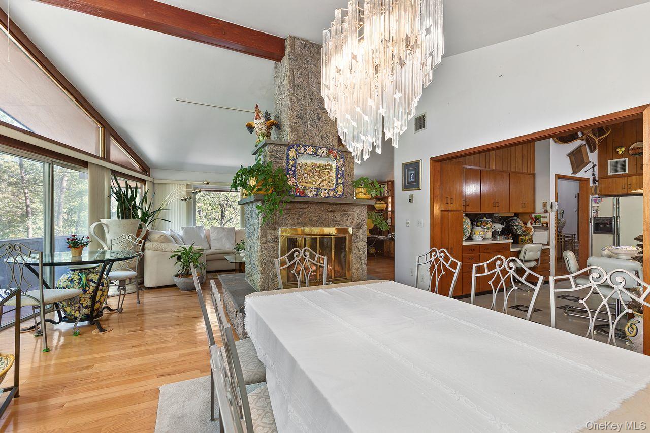 5 Crescent Lane, Putnam Valley, NY 10579