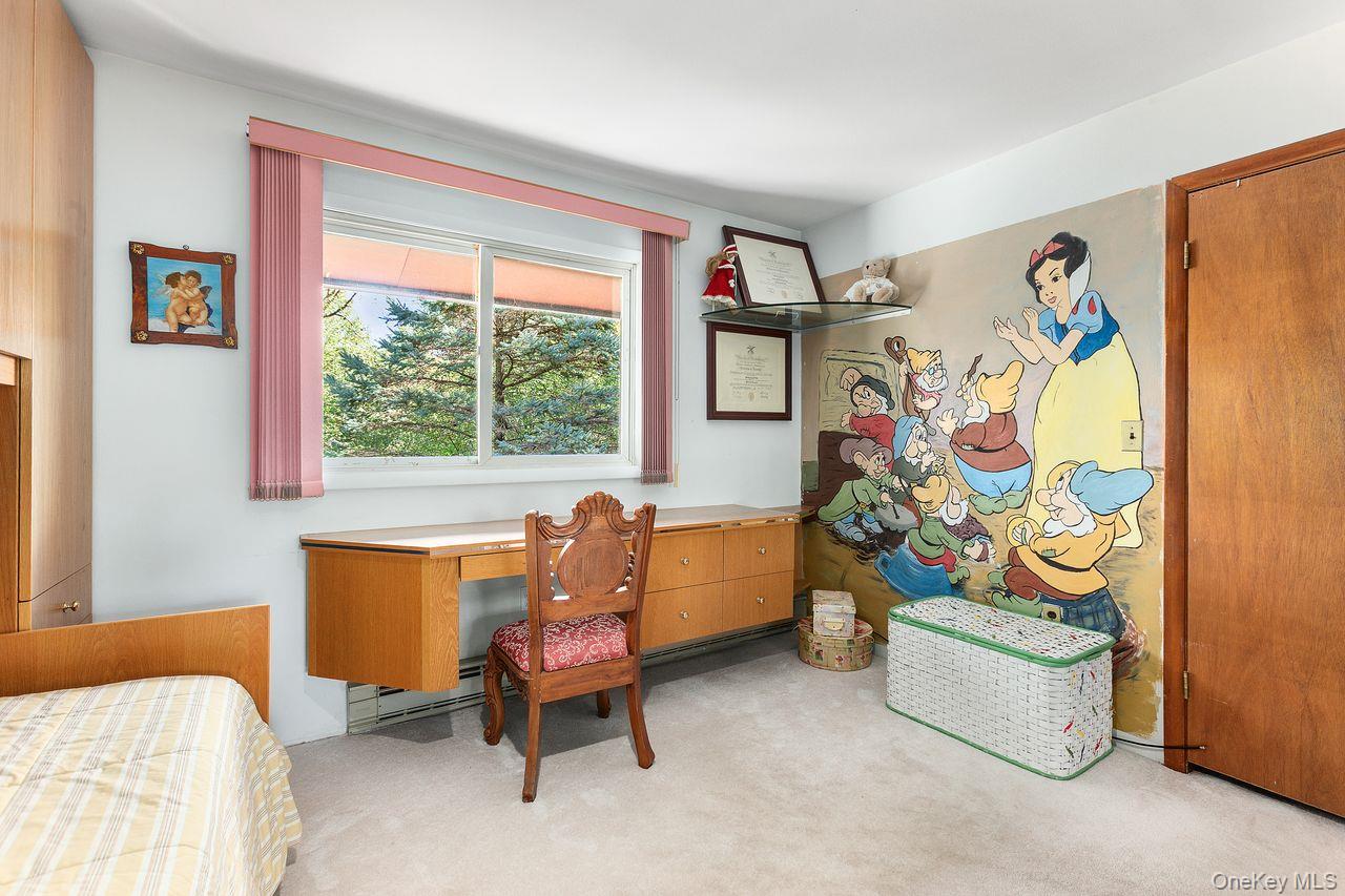 5 Crescent Lane, Putnam Valley, NY 10579