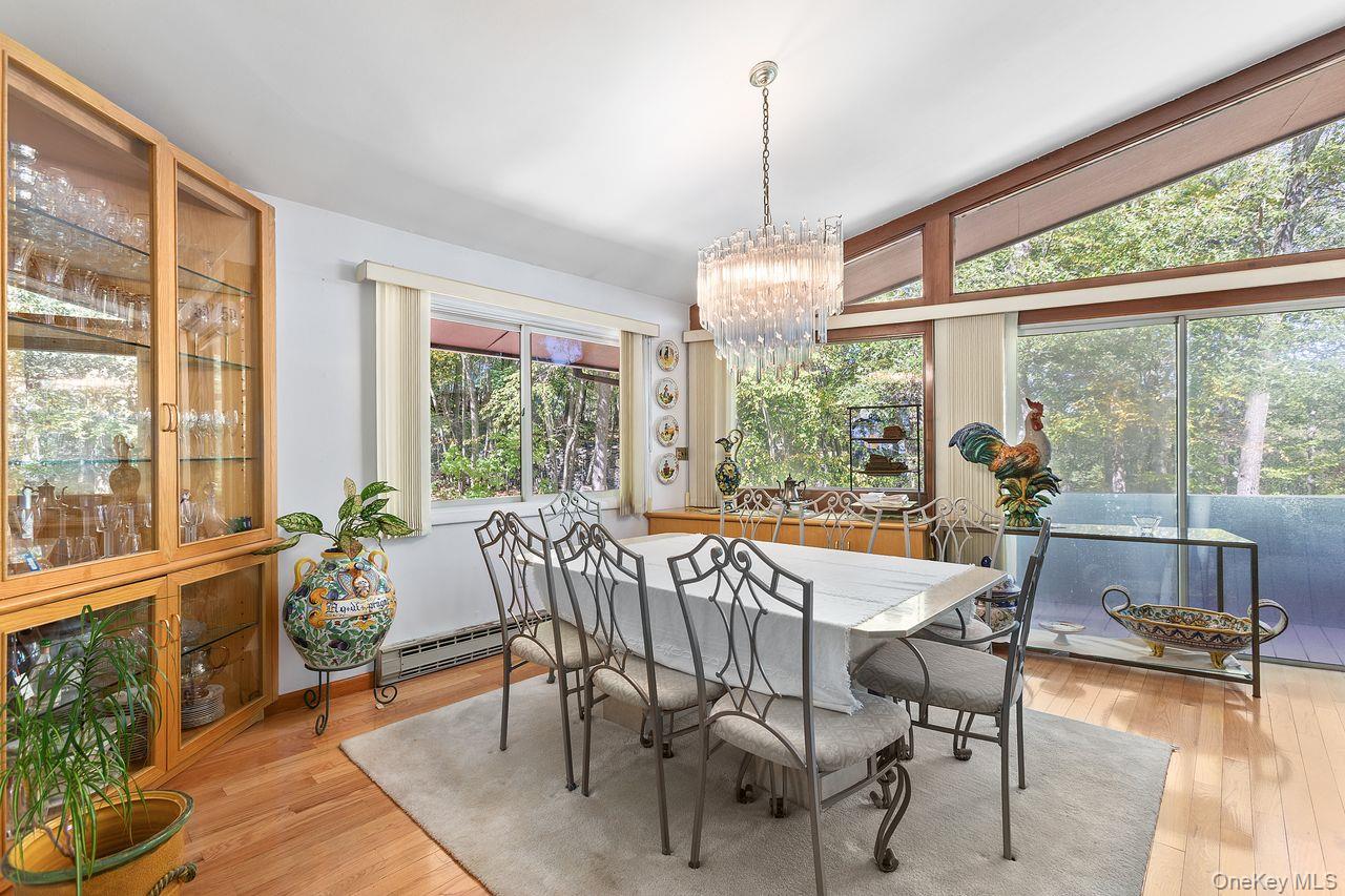 5 Crescent Lane, Putnam Valley, NY 10579