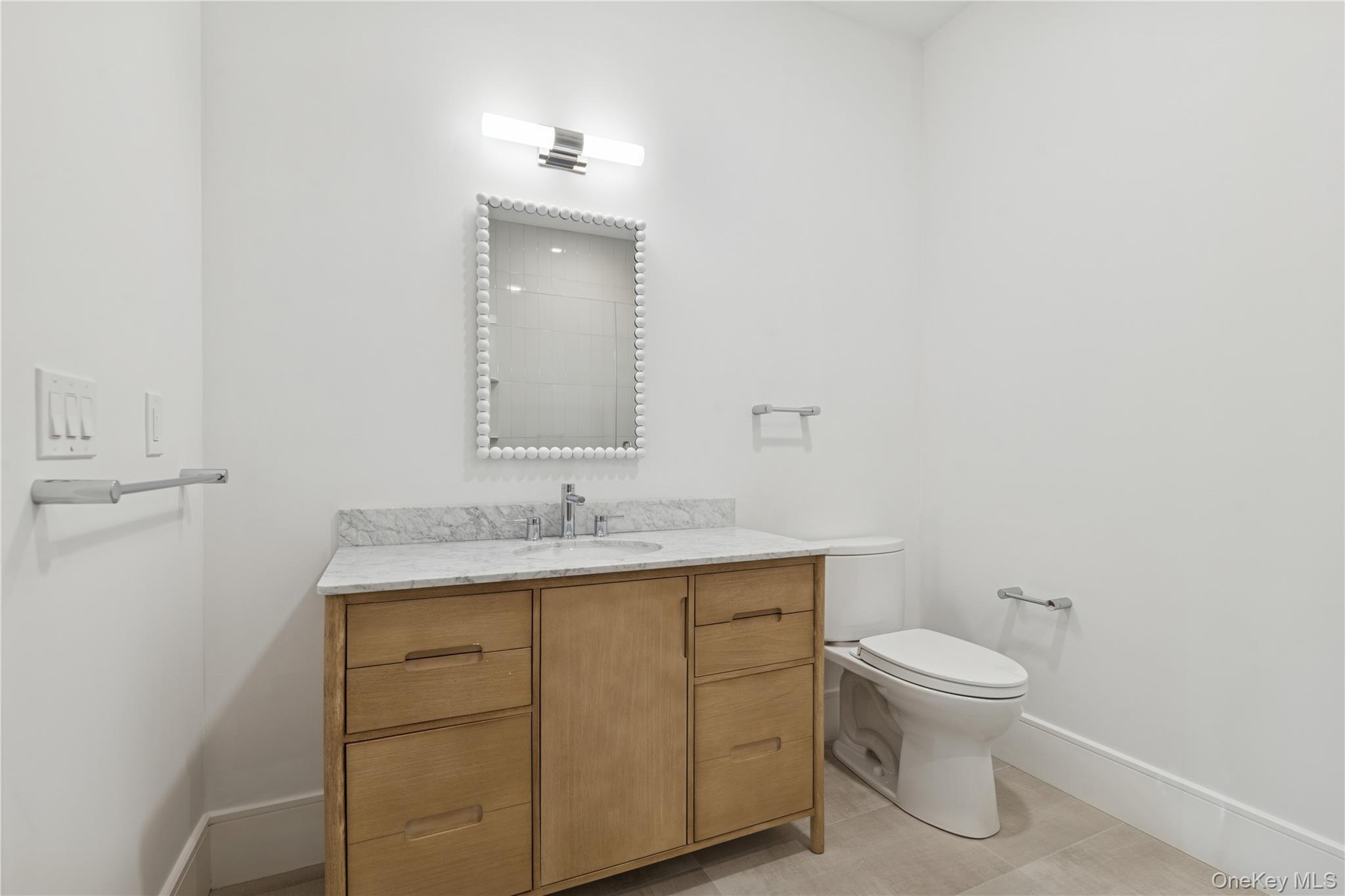 110 Crescent Court, Wading River, NY 11792