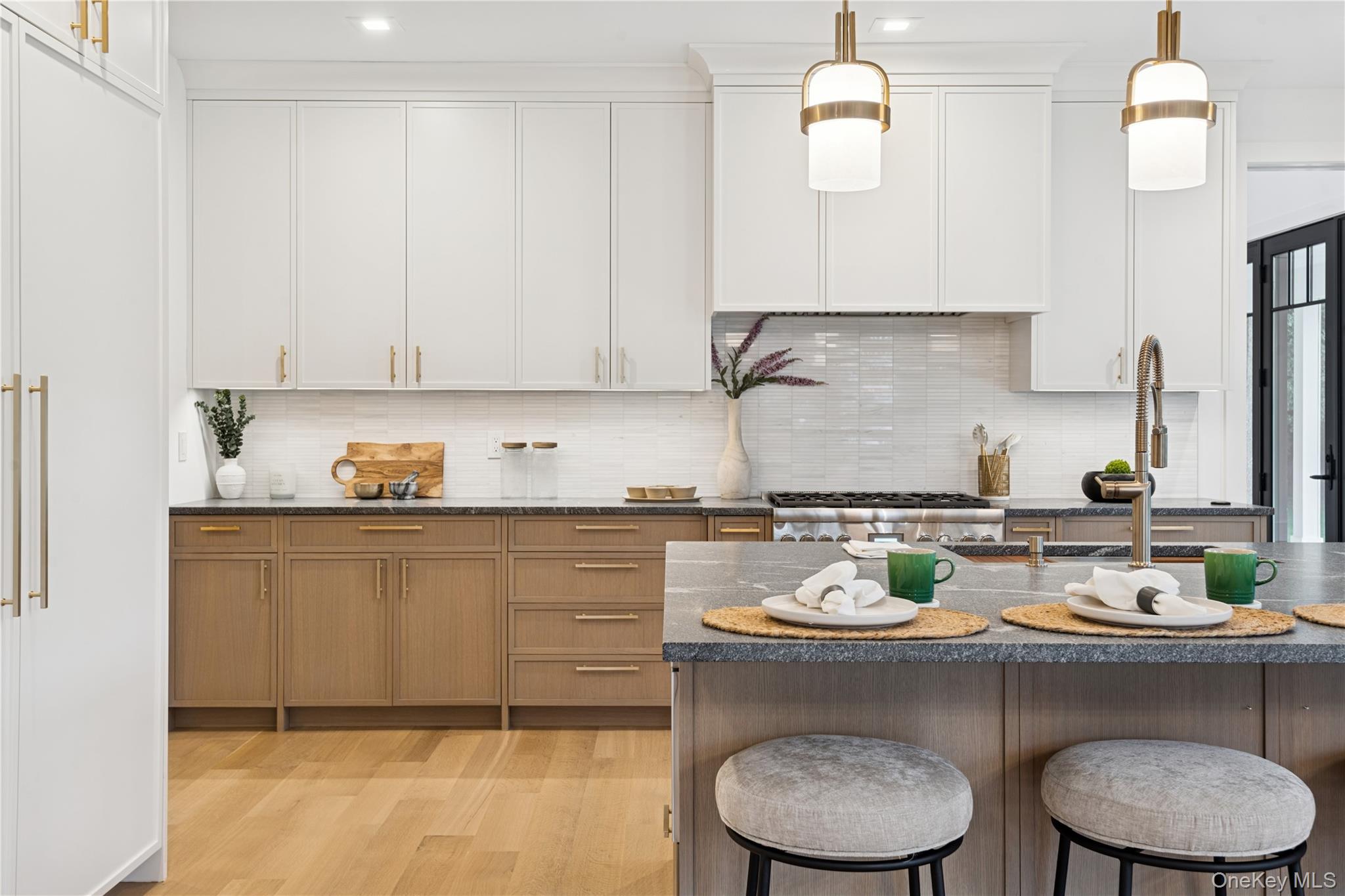 110 Crescent Court, Wading River, NY 11792