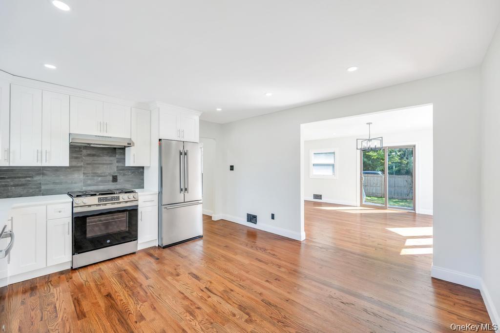 49 Bellwood Avenue, South Setauket, NY 11720