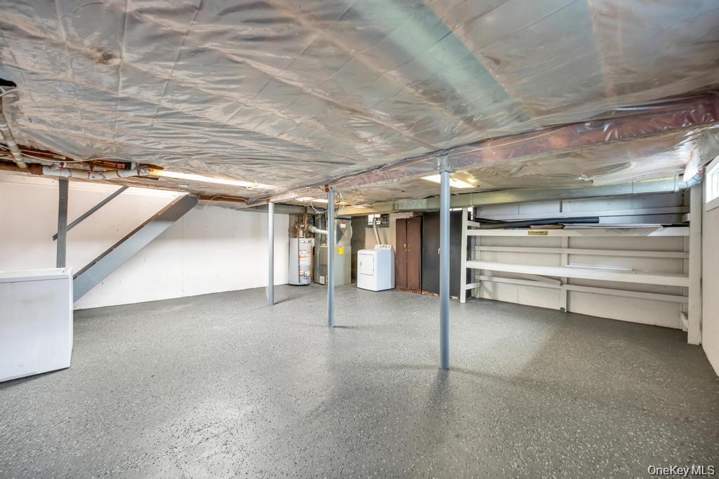 49 Bellwood Avenue, South Setauket, NY 11720