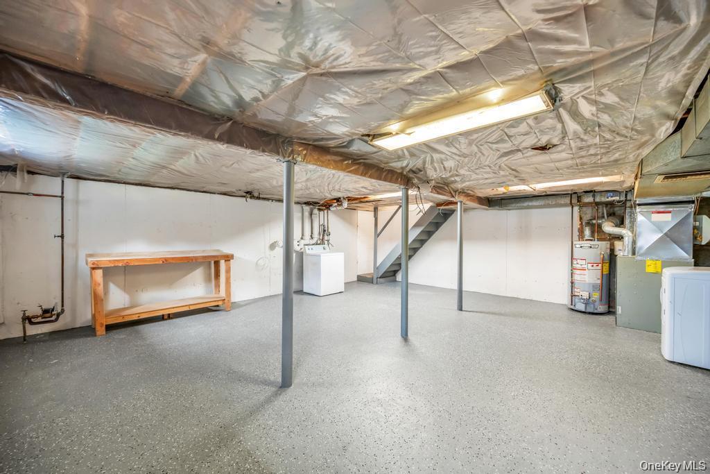 49 Bellwood Avenue, South Setauket, NY 11720