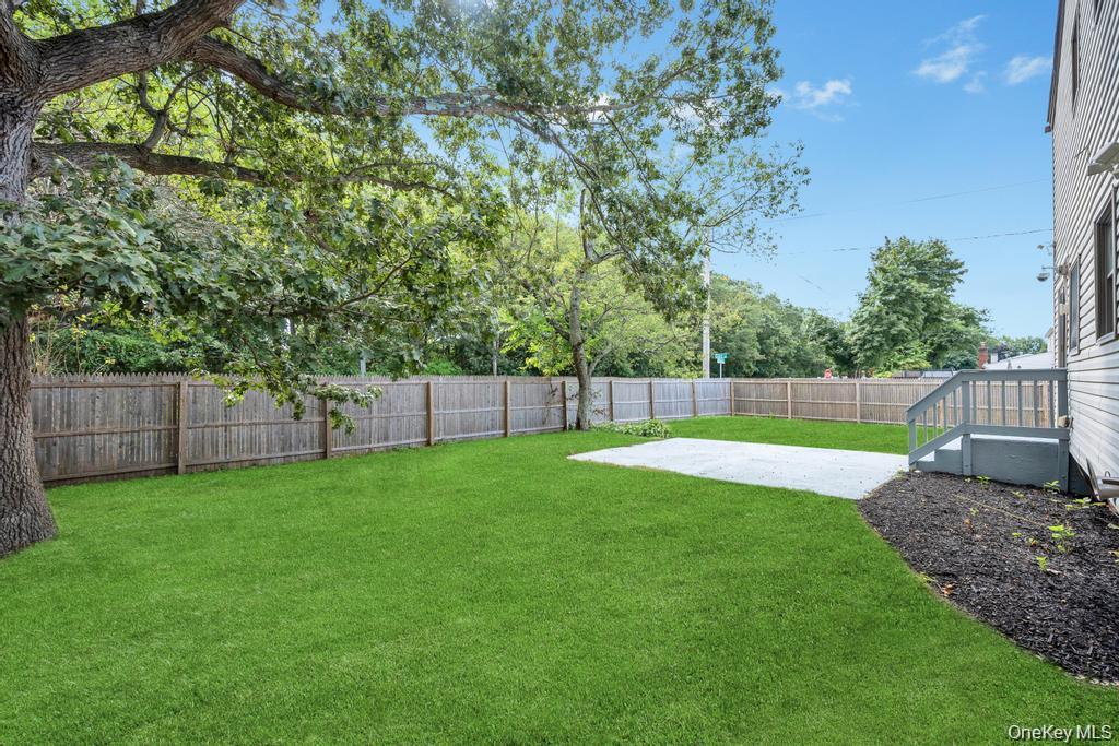 49 Bellwood Avenue, South Setauket, NY 11720