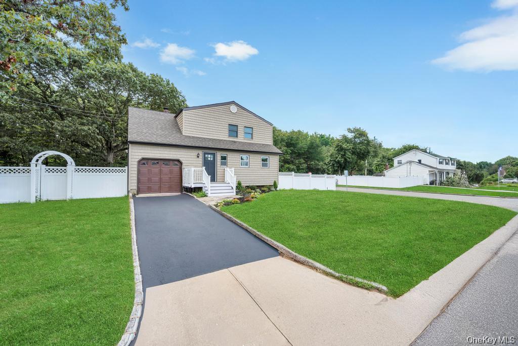 49 Bellwood Avenue, South Setauket, NY 11720