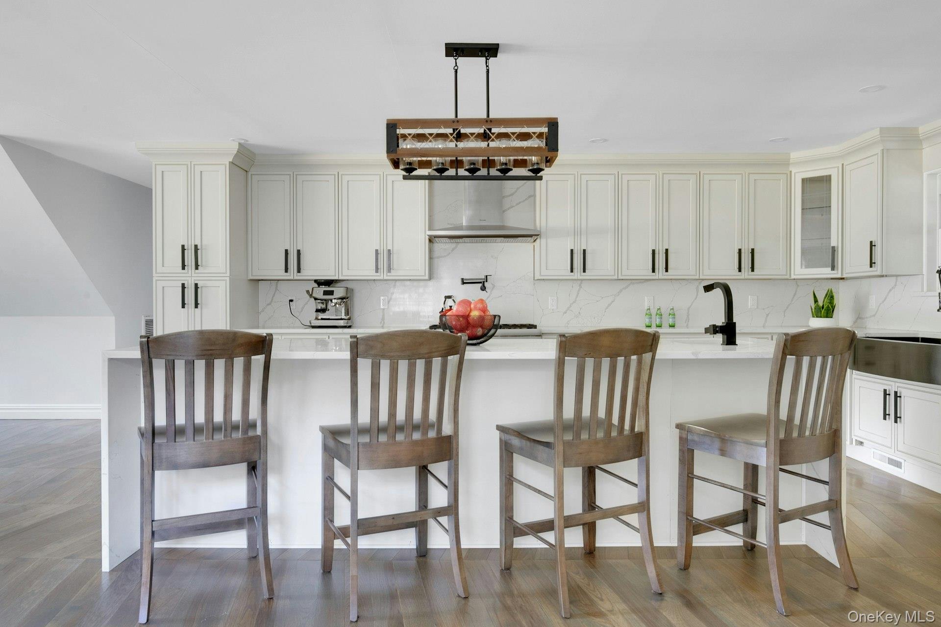 31 Old Deer Park Road, Katonah, NY 10536