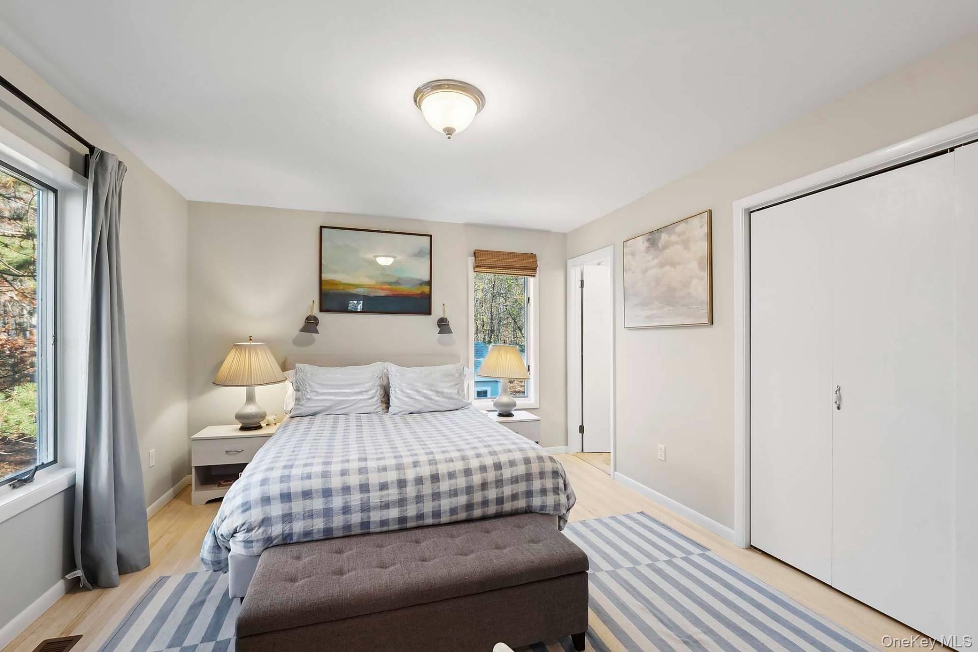 126 Middle Line Hwy, Water Mill, NY 11976