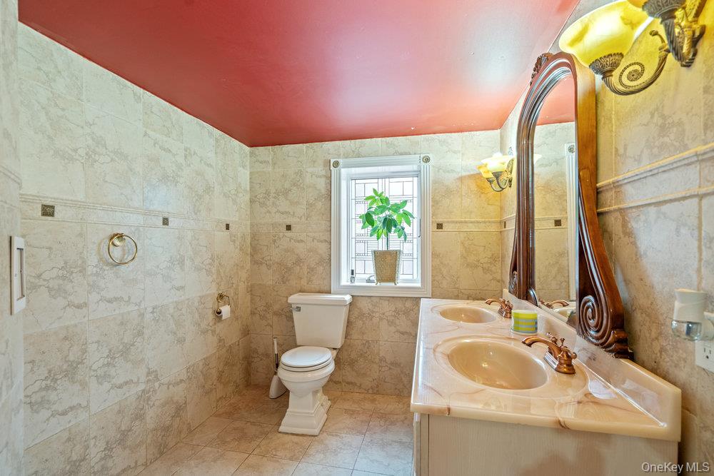 57 Southgate Road, Valley Stream, NY 11581