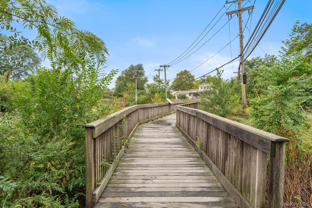 57 Southgate Road, Valley Stream, NY 11581