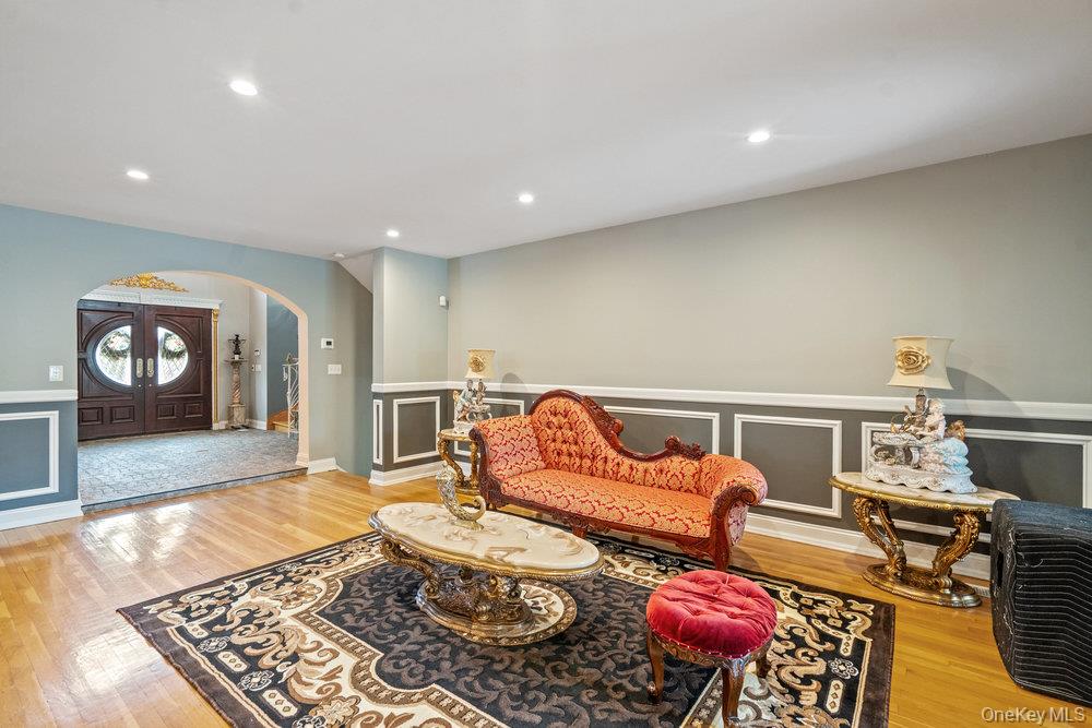 57 Southgate Road, Valley Stream, NY 11581