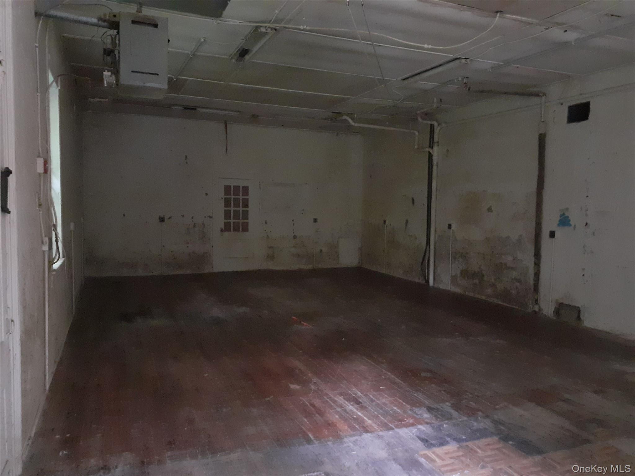 1 Sackett Square, Chester, NY 10918